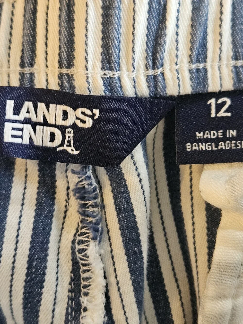 Lands End Wmn's 12 Stripped Bermuda Shorts Blue White 98% Cotton